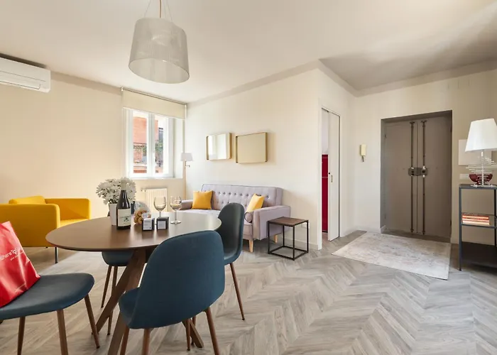 Vatican Stunning 2 Bedroom *