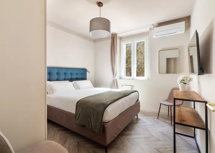 Vatican Stunning 2 Bedroom Apartament